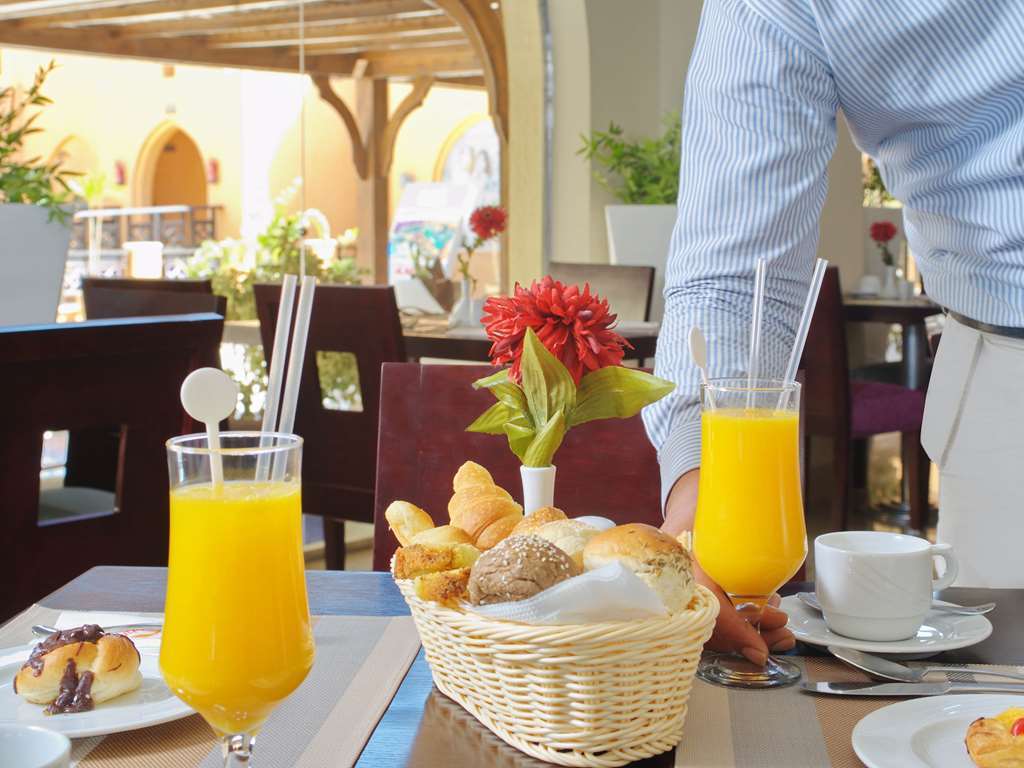 Porto El Jabal Hotel アインソフナ レストラン 写真